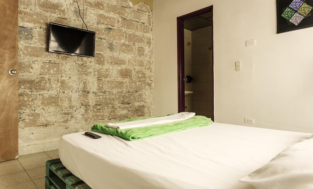 Panela Medellin Hostel ภายนอก รูปภาพ